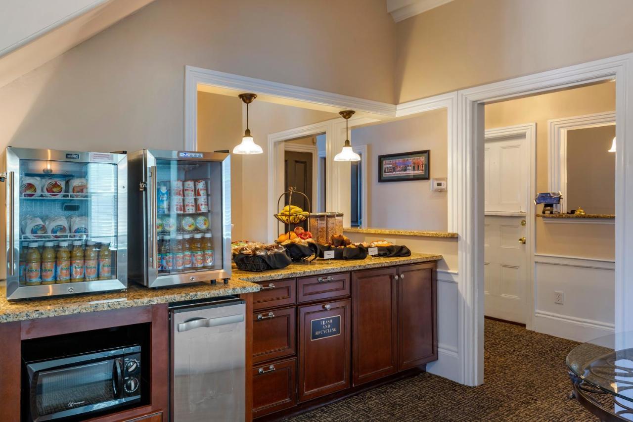 Essex Street Inn & Suites, Ascend Hotel Collection Newburyport Exteriör bild