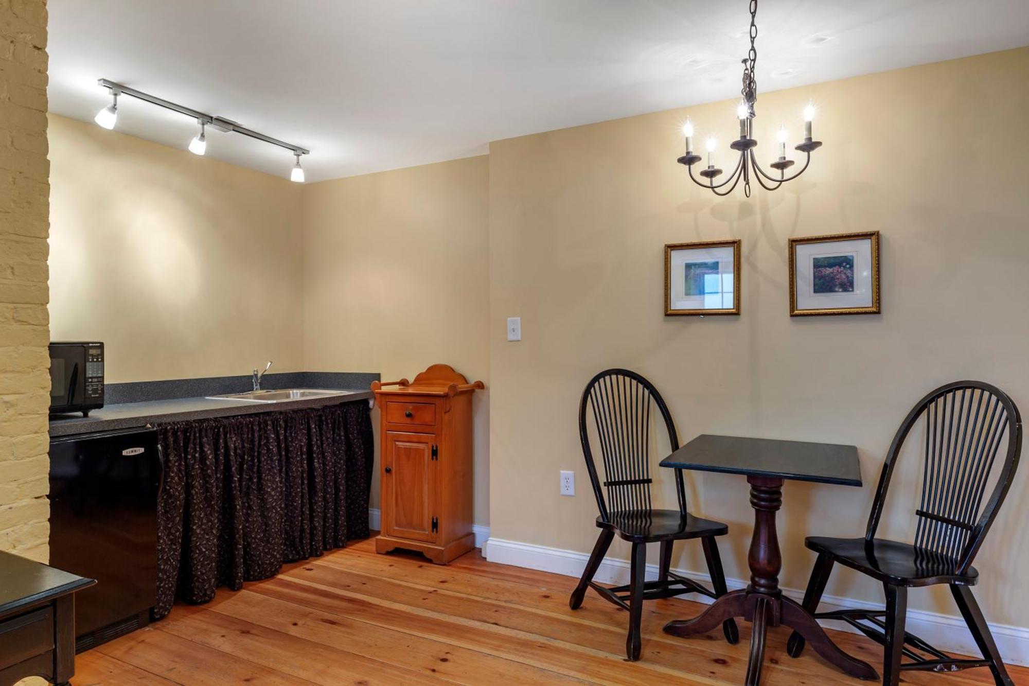 Essex Street Inn & Suites, Ascend Hotel Collection Newburyport Exteriör bild
