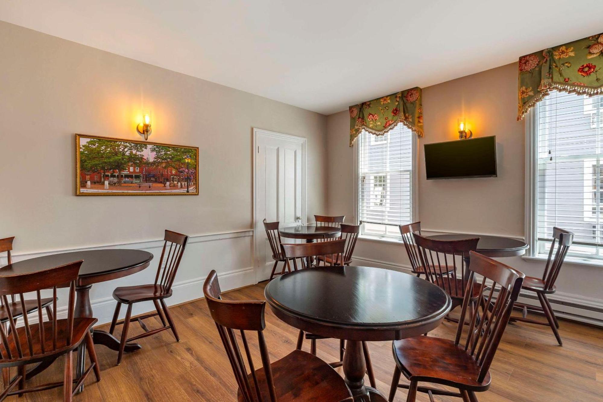 Essex Street Inn & Suites, Ascend Hotel Collection Newburyport Exteriör bild